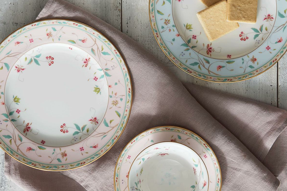 hana sarasa noritake