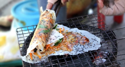 Cách tự làm bánh tráng mắm ruốc tại nhà đơn giản