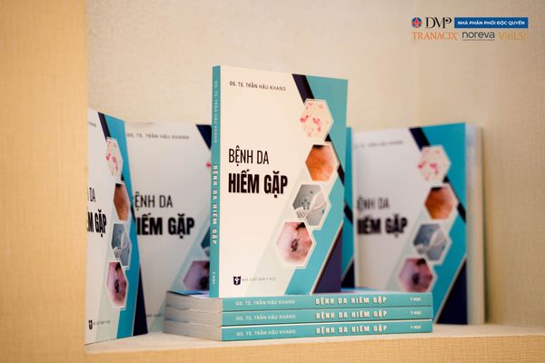 DMP VIỆT PHÁP ĐỒNG HÀNH LAN TỎA SÁCH “BỆNH DA HIẾM GẶP ”: TỪ MỘT CHỮ THƯƠNG ĐẾN NGÀN TÌNH THƯƠNG