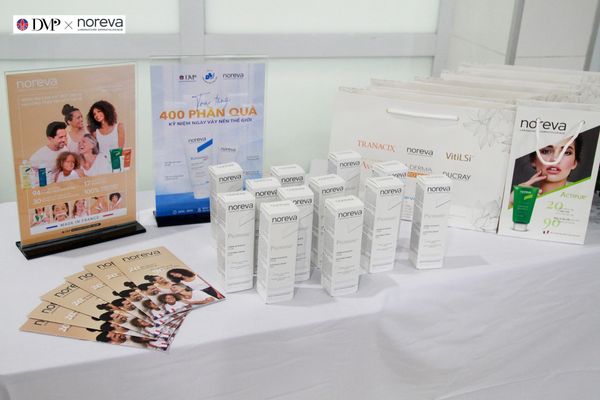 DMP Việt Pháp x Noreva Việt Nam đồng hành cùng Bệnh viện Da liễu Trung ương trao tặng 400 phần quà cho bệnh nhân vảy nến nhân ngày Vảy nến Thế giới 29/10