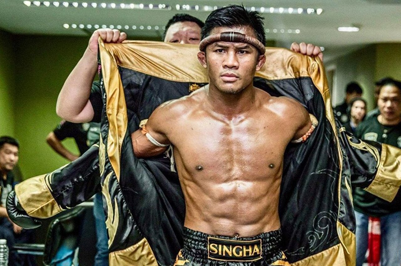 Võ sĩ Buakaw - 