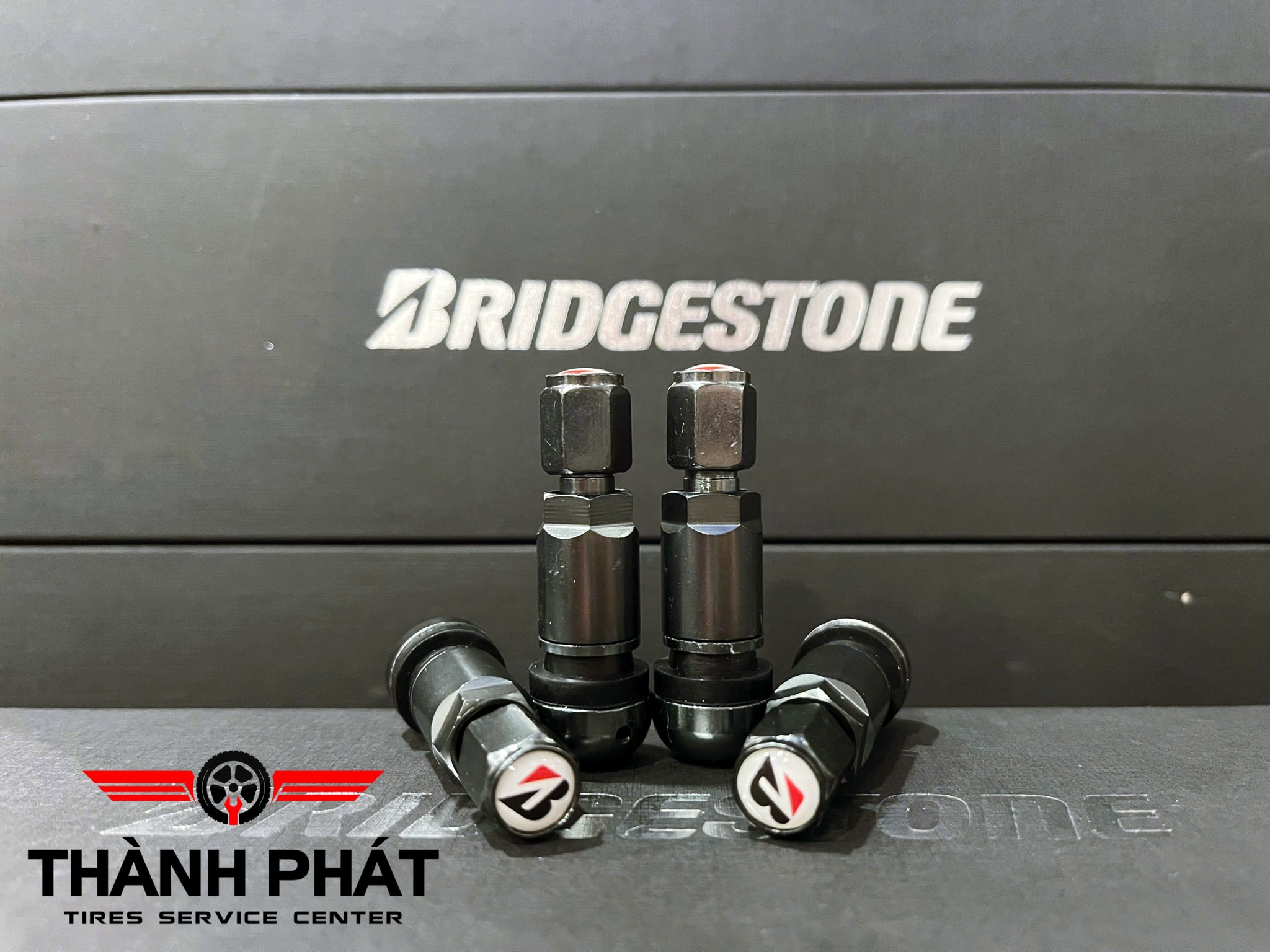 🚗💨 ĐỪNG XEM NHẸ VAN LỐP XE – CHI TIẾT NHỎ, AN TOÀN LỚN! 🔧🔍