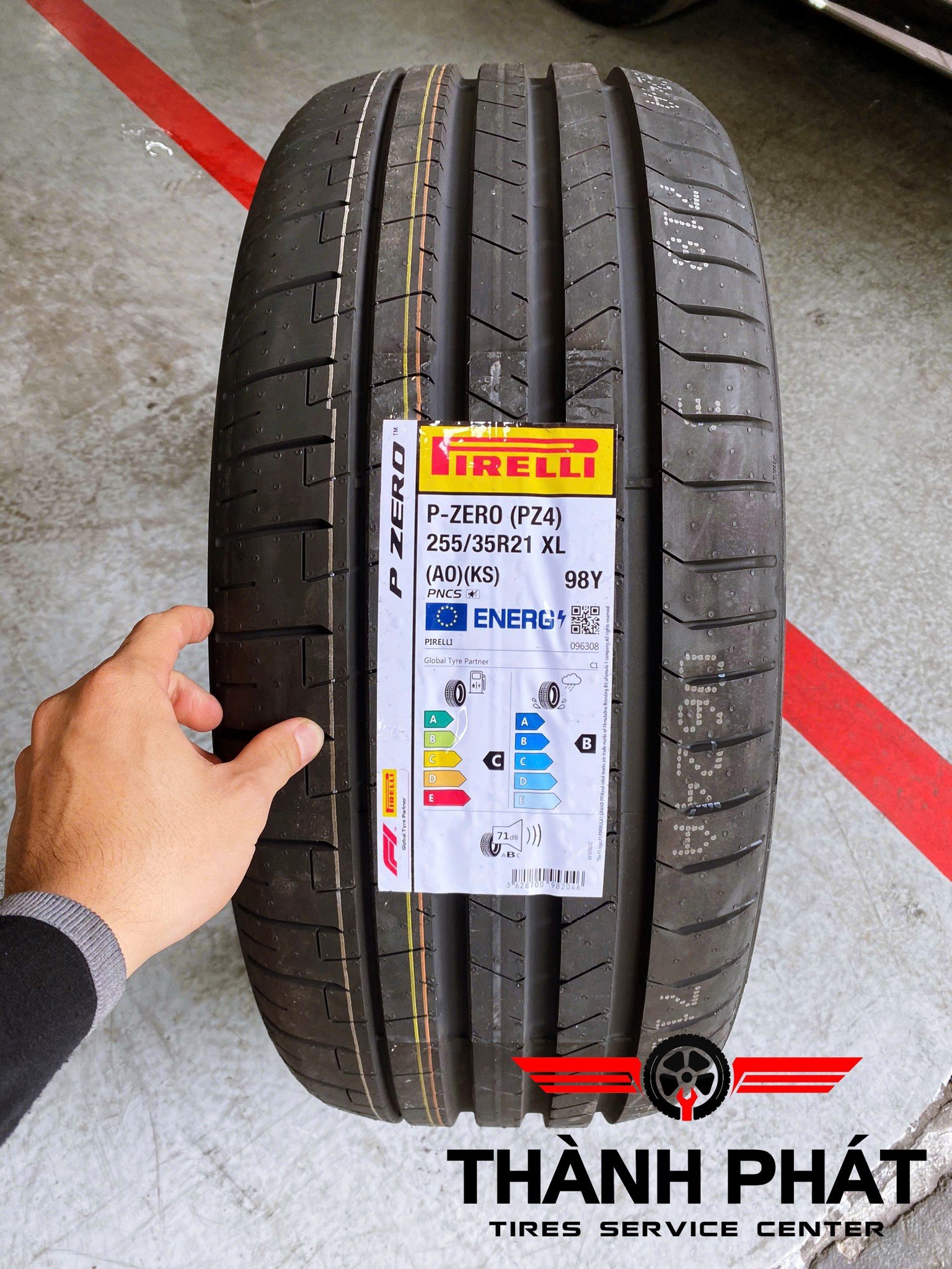PORSCHE PANAMERA thay dàn lốp Pirelli 255/35R21 thương hiệu đến từ Châu Âu luôn là thương hiệu TOP đầu trên thế giới