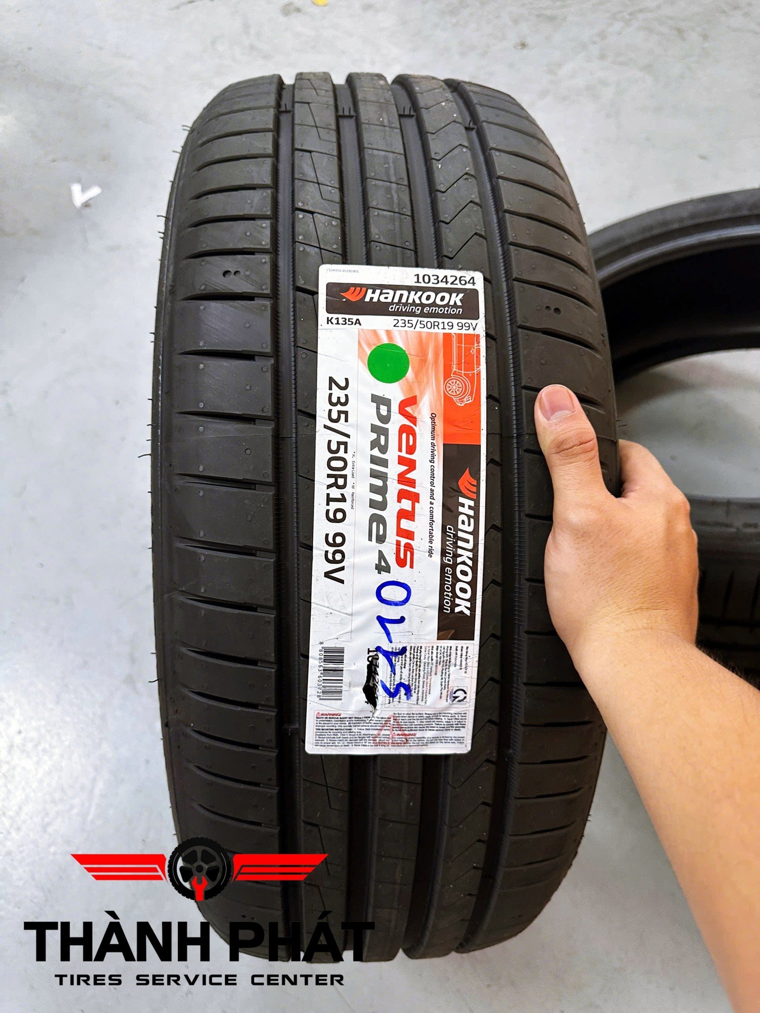 CHEVROLET CAPTIVA thay dàn lốp theo xe Hankook 235/50R19 hãng lốp đứng đầu tại Hàn Quốc