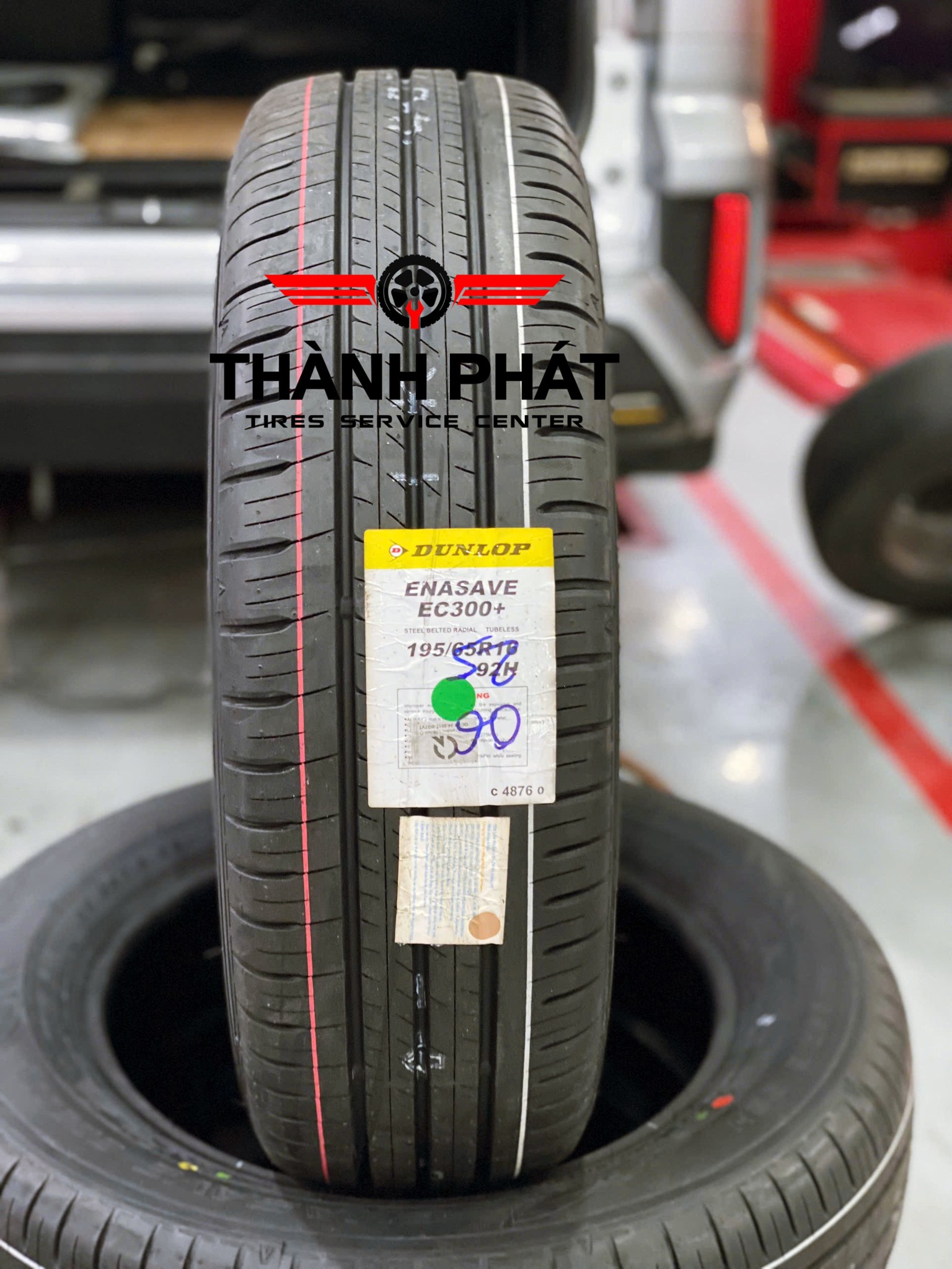 MITSUBISHI XPANDER thay dàn lốp Dunlop theo xe 195/65R16 bền bỉ an toàn trên mọi hành trình