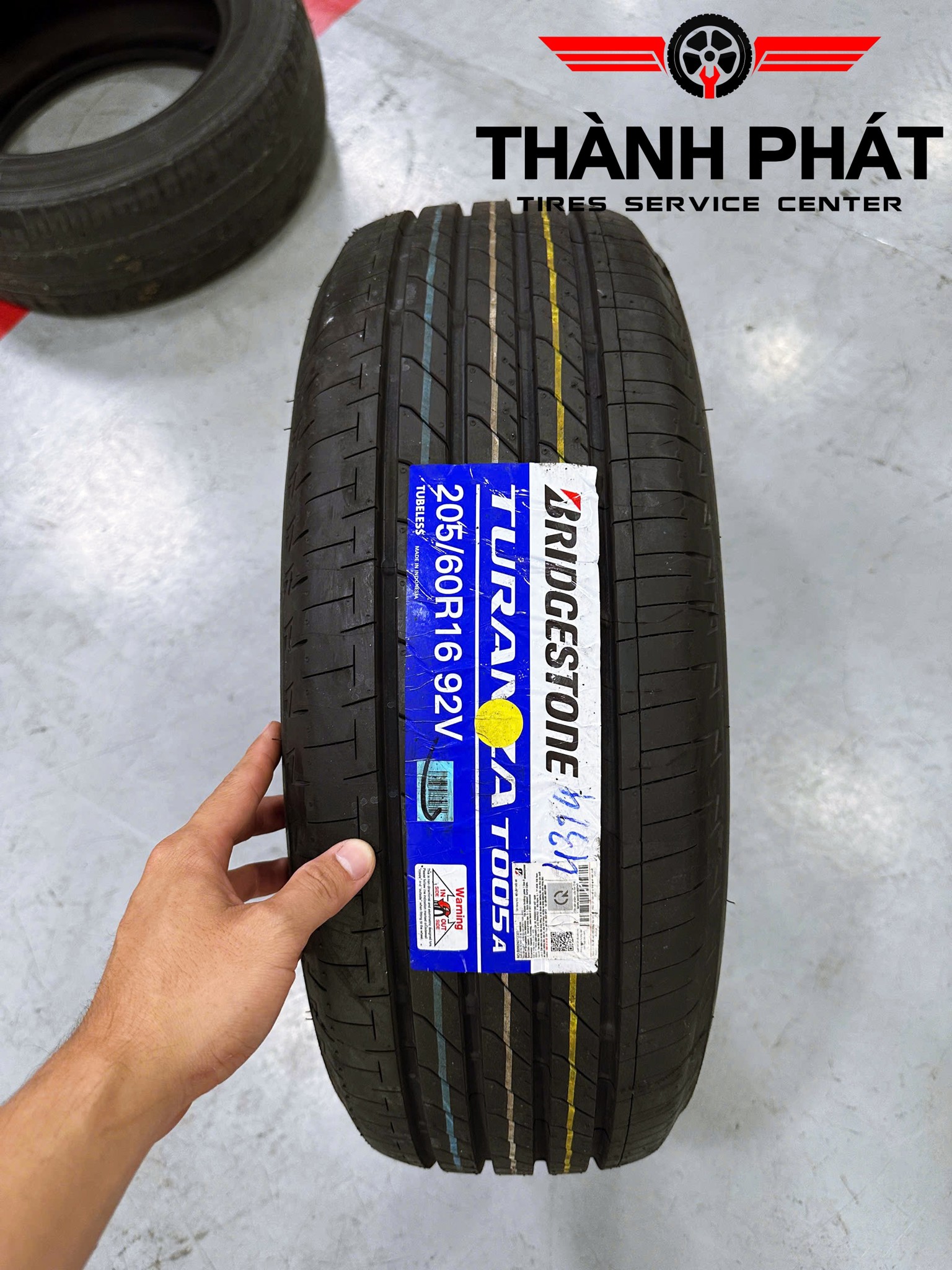 CHEVROLET CRUZE thay dàn lốp Bridgestone Turanza T005 205/60R16 êm ái bền bỉ chất lượng cho gia đình