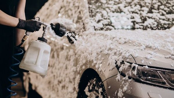 Hướng dẫn chọn mua bình phun bọt tuyết rửa xe