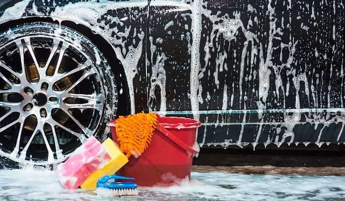 Độ pH của dung dịch rửa xe ảnh hưởng như thế nào tới sơn ô tô?