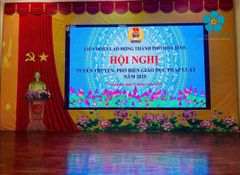 Liên đoàn Lao động thành phố Hòa Bình phối hợp cùng Nghiệp đoàn HDC tổ chức buổi phổ biến pháp luật cho công đoàn viên