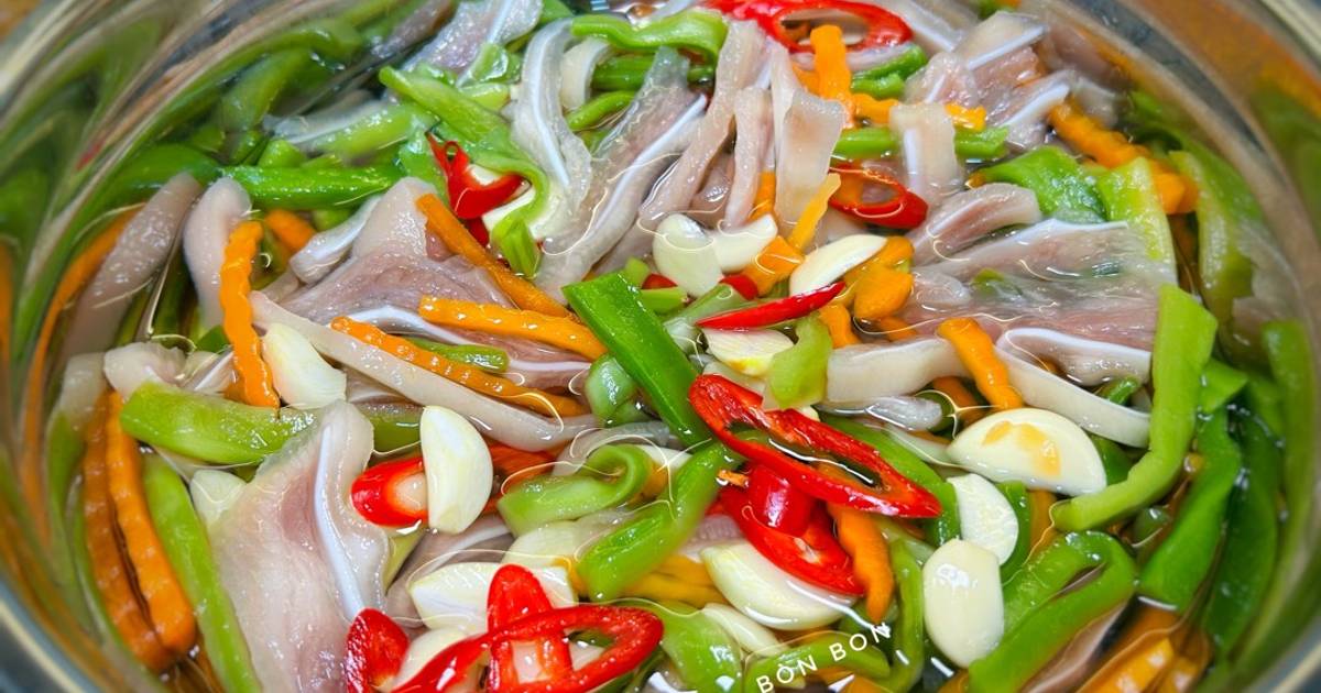 cách làm Gỏi tai heo rau tiến vua
