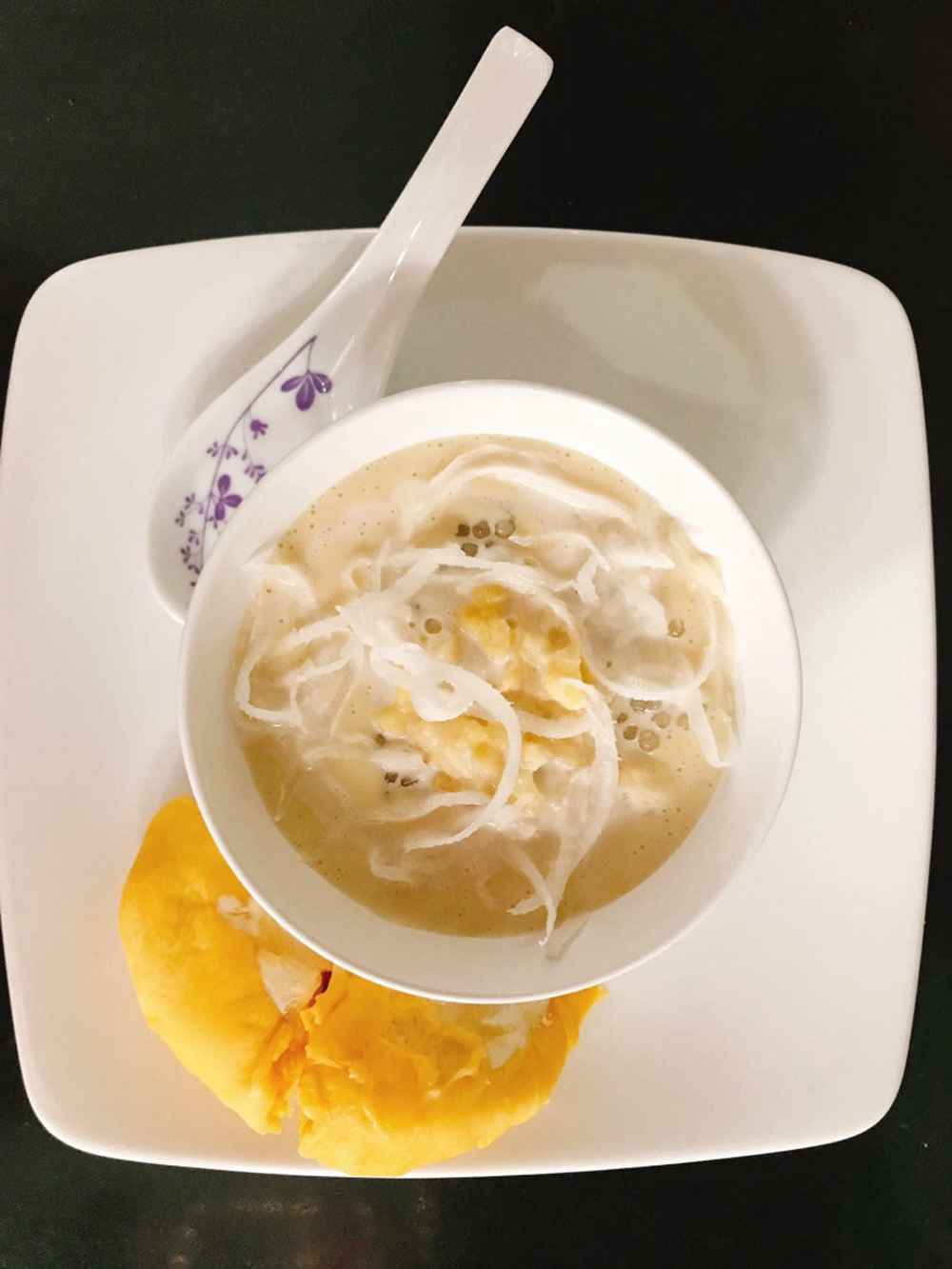 chè dừa dầm sầu riêng