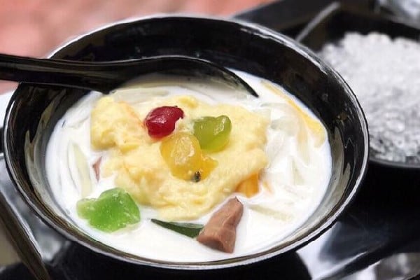 Món chè Thái sầu riêng nước cốt dừa thơm ngon, béo ngậy