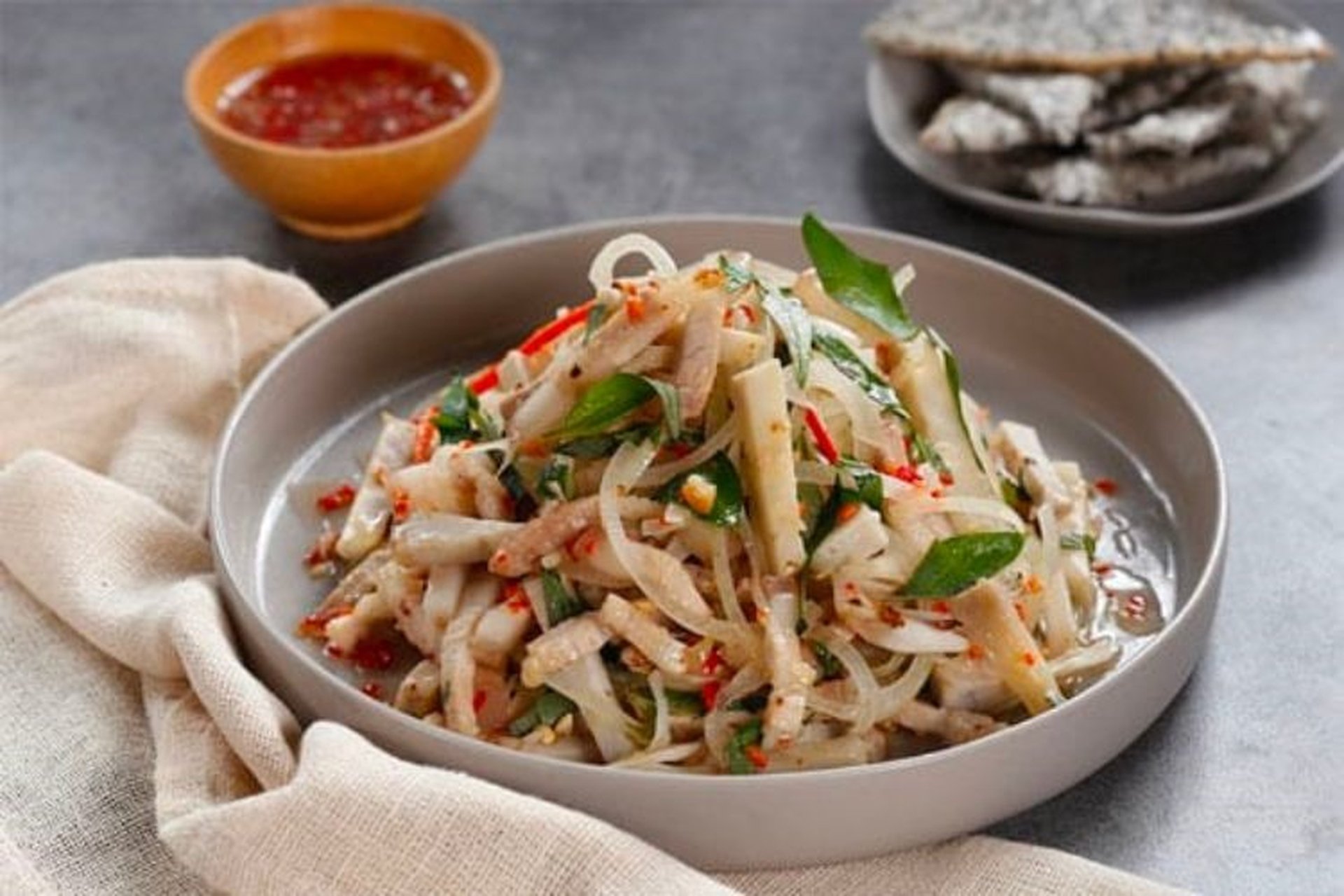 Gỏi tai heo mít non độc đáo