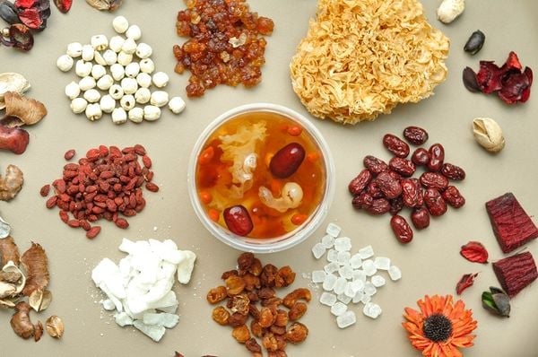 nguyên liệu nấu chè dưỡng nhan