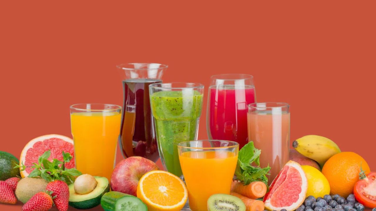 Nước ép trái cây là loại nước tốt cho sức khỏe và đầy dinh dưỡng