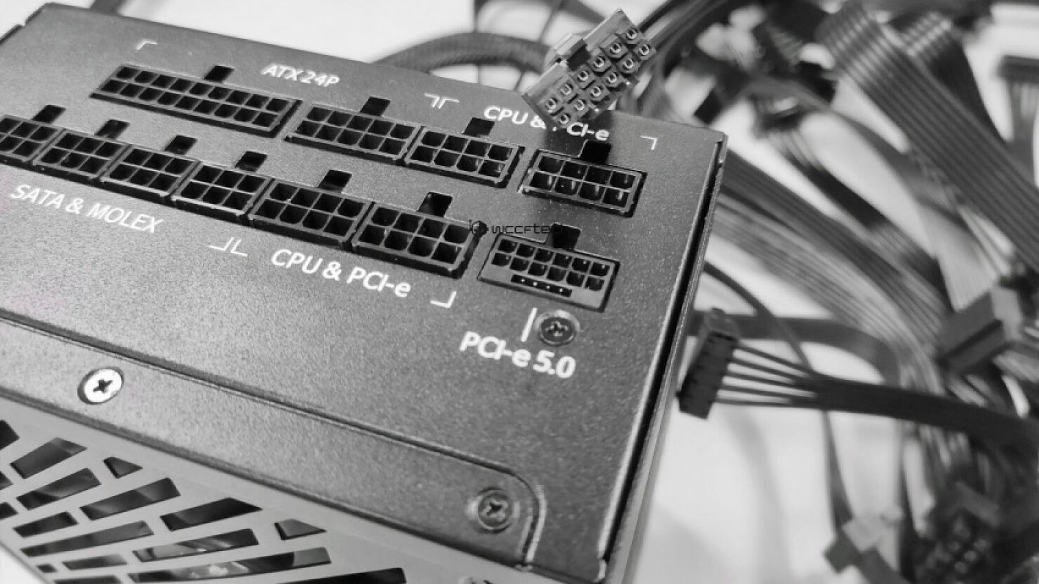 Đầu cấp nguồn thông minh Intel ATX 3.0 16-pin cho GPU PCIe 5.0 sẽ có đến 4 phiên bản