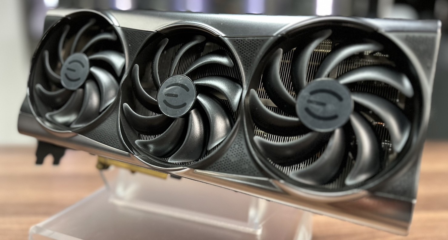EVGA đấu giá card RTX 4090 FTW3 chưa từng ra mắt, con số đã lên tới 8000 đô và vẫn tiếp tục tăng