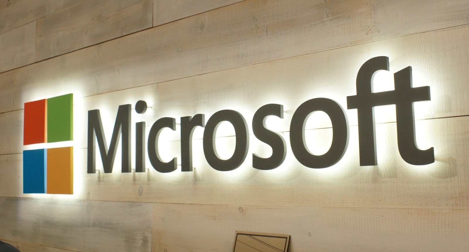 Microsoft bị lộ 250 triệu hồ sơ dịch vụ khách hàng