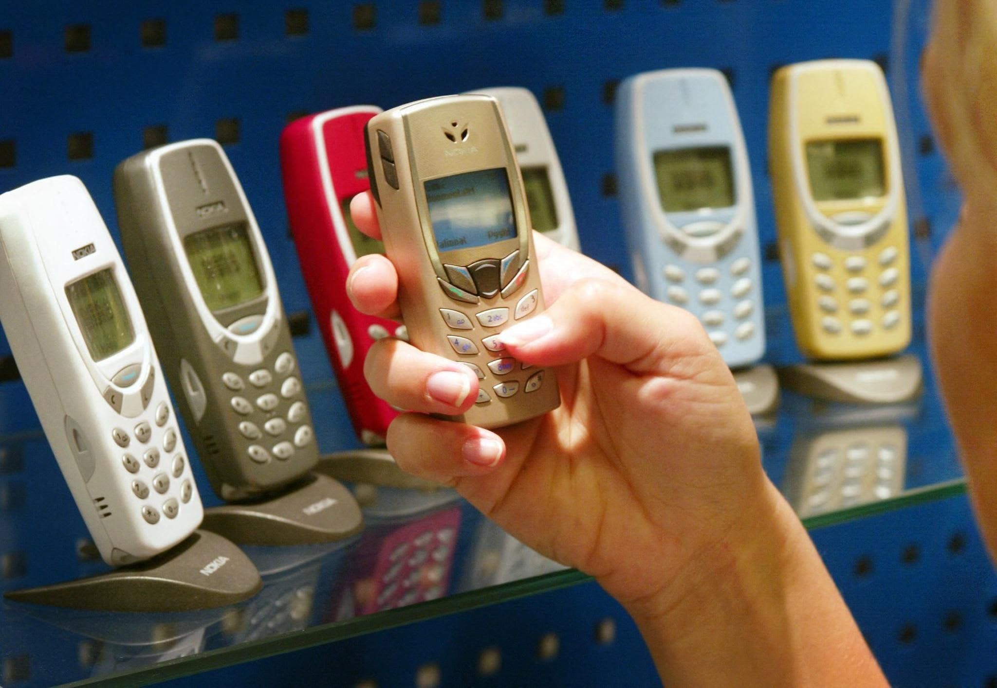 Gen Z dẫn đầu xu hướng xài điện thoại đập đá, giúp Nokia bán được cả chục ngàn cái mỗi tháng