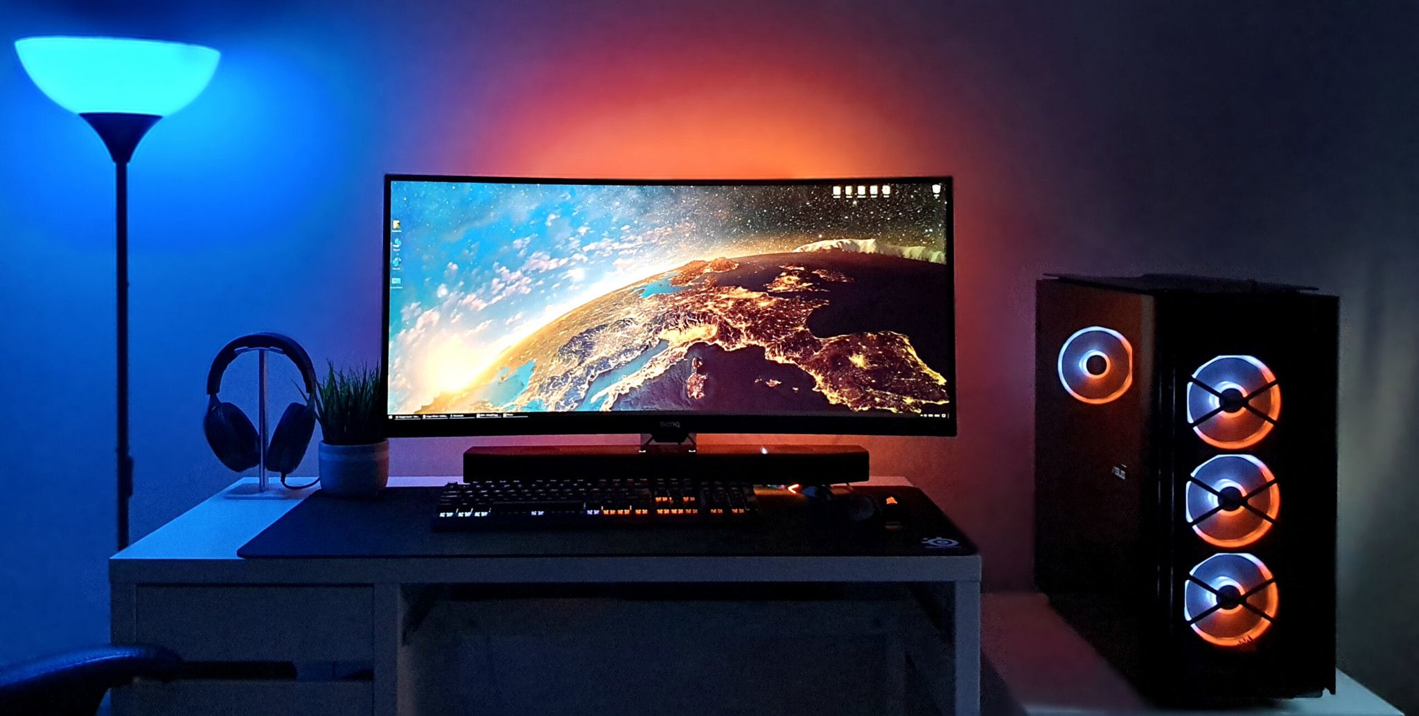 7 cách giúp góc gaming của bạn lung linh hơn với đèn RGB