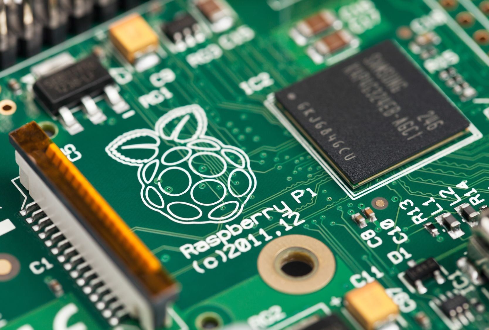 Hướng dẫn cài đặt hệ điều hành cho Raspberry Pi năm 2024