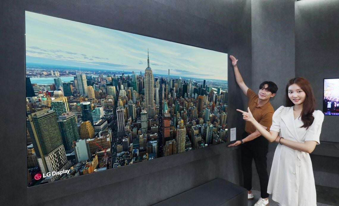 Xuất hiện tấm nền LG OLED EX 97-inch biết rung để tạo âm thanh 5.1 đậm chất điện ảnh