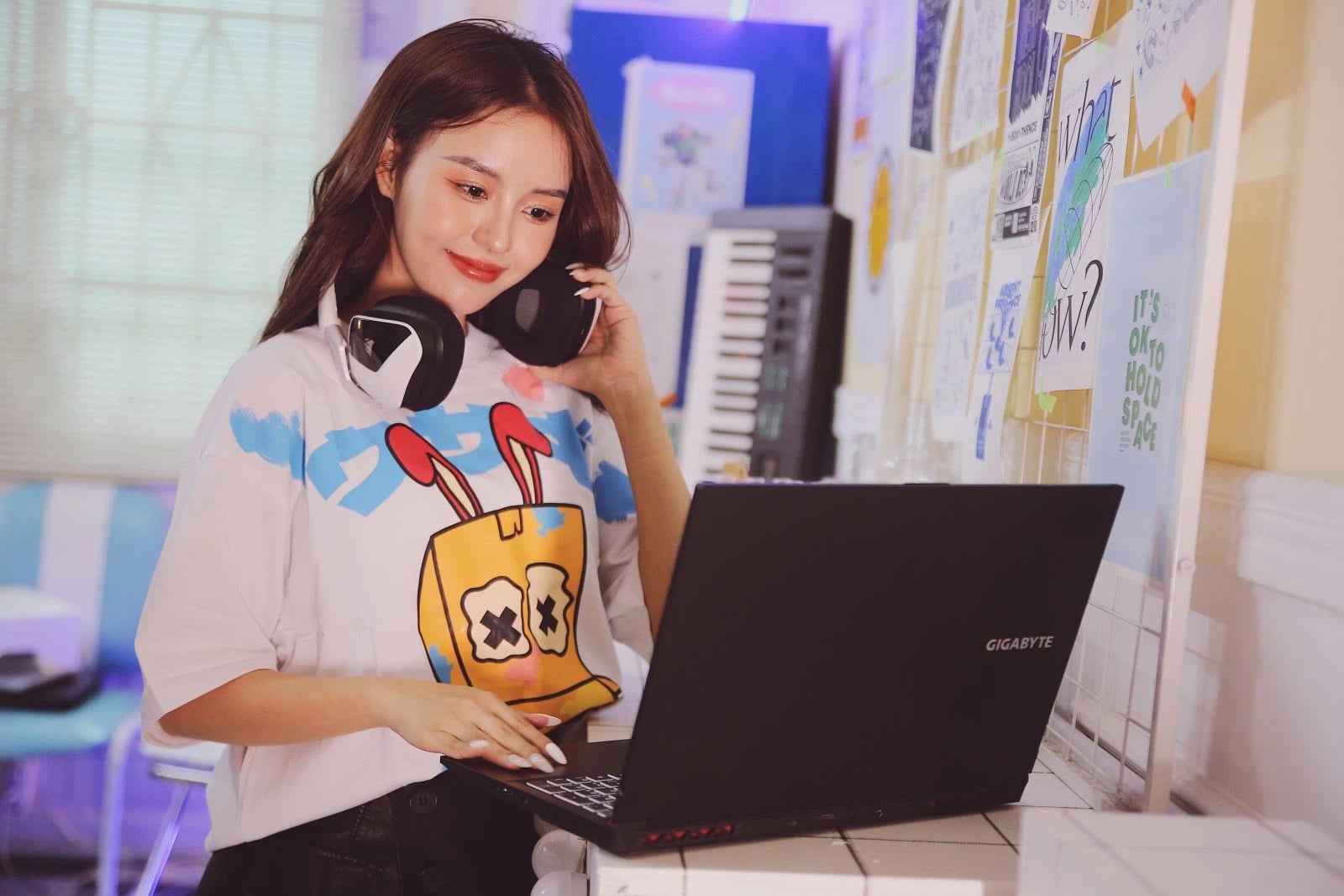 Sinh viên ngành xã hội liệu có cần laptop hiệu năng cao?
