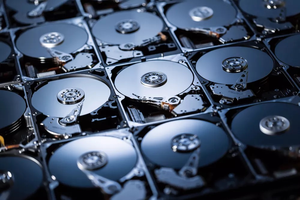 Hết card, nông dân Trung Quốc quay sang đào coin bằng ổ cứng khiến thiếu hụt HDD và SSD