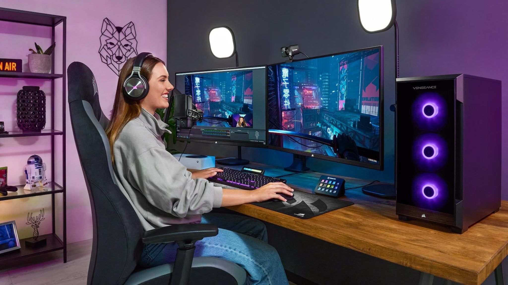 Dùng qua đủ thứ chất liệu mặt bàn, mình vẫn cảm thấy bàn gỗ là tuyệt vời nhất để chiến game