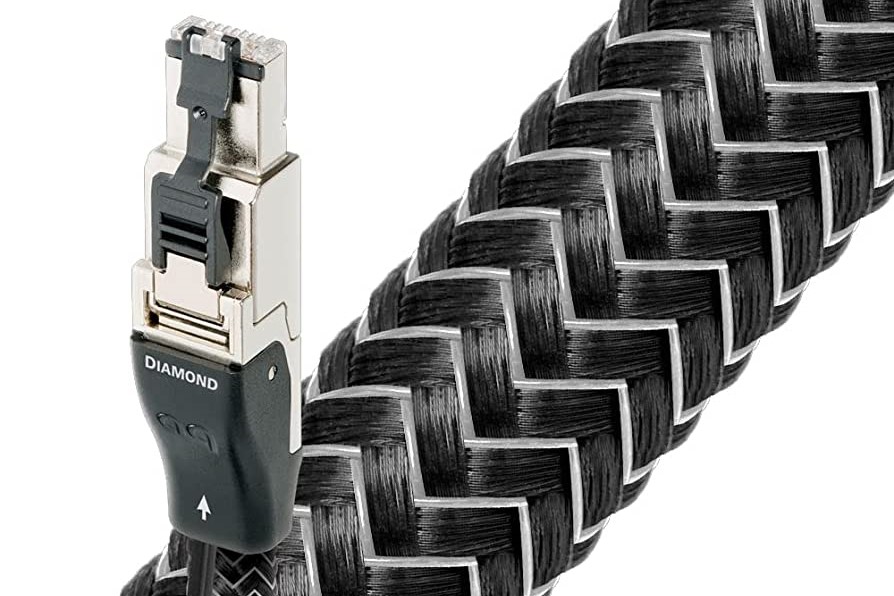 AudioQuest Diamond RJ/E: Cáp mạng kim cương bằng bạc và carbon dành cho audiophile, giá 1295 đô