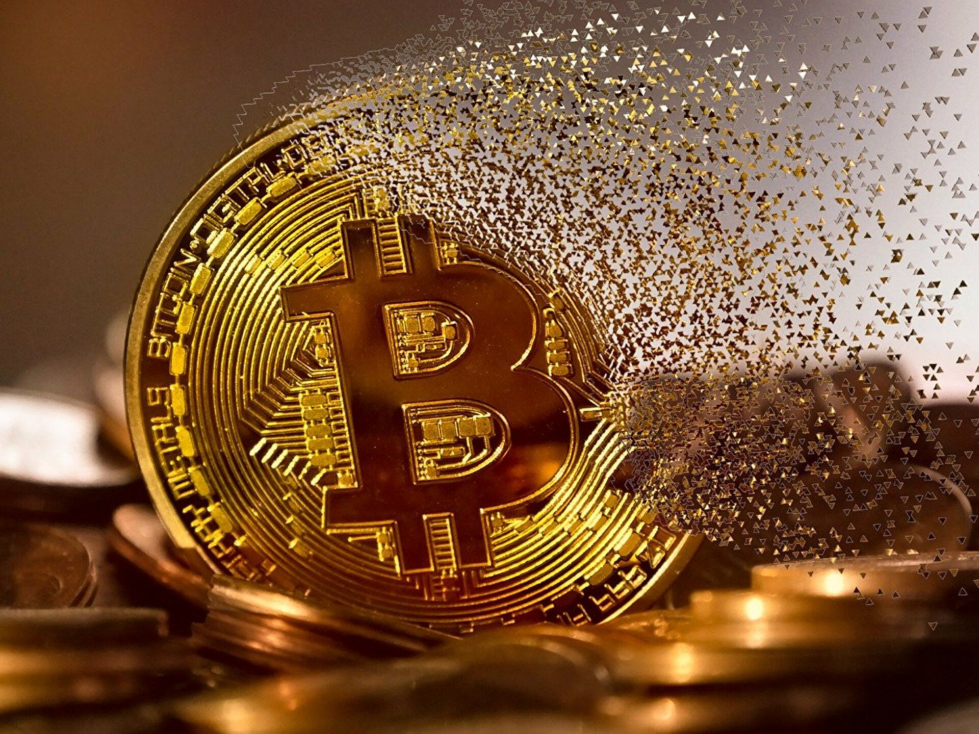 Trung Quốc chính thức sạch bóng "nông dân", sức đào Bitcoin quay về 0