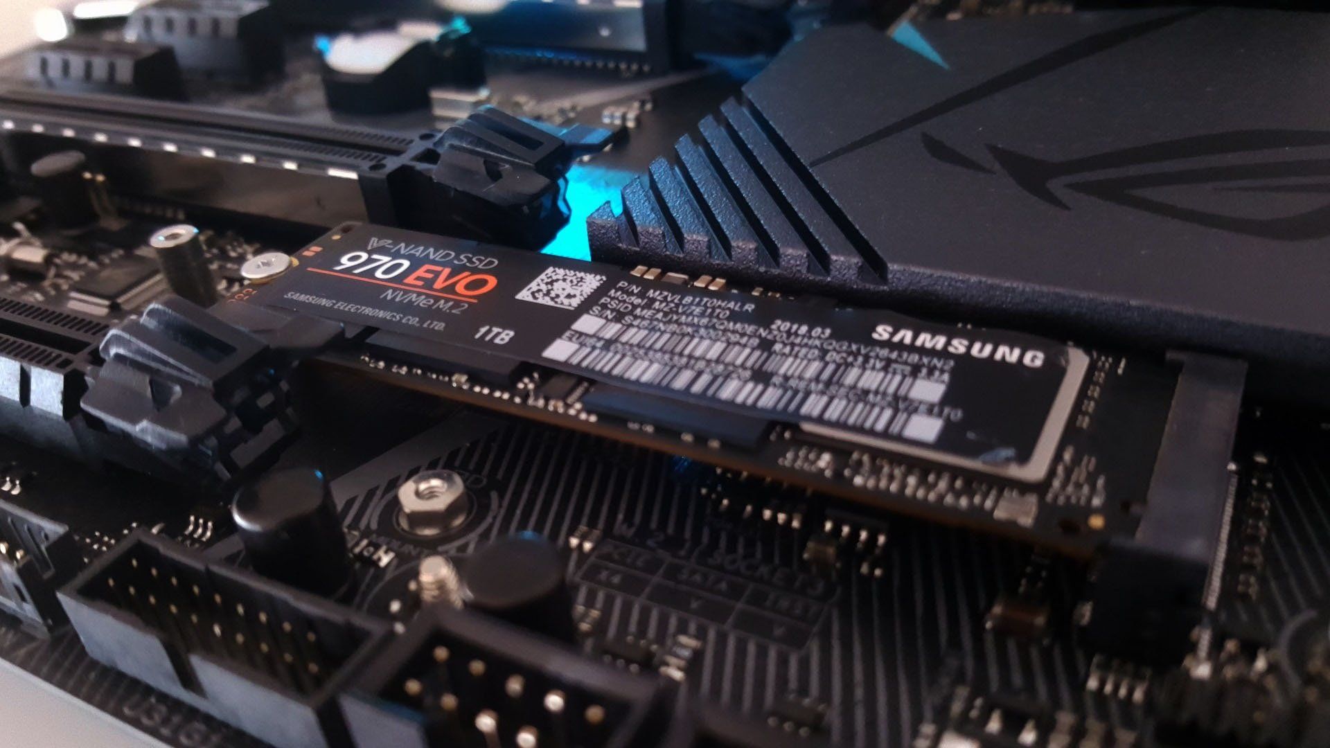 Hướng dẫn di chuyển Windows 10 từ ổ cứng cũ qua SSD mới mà không cần cài lại