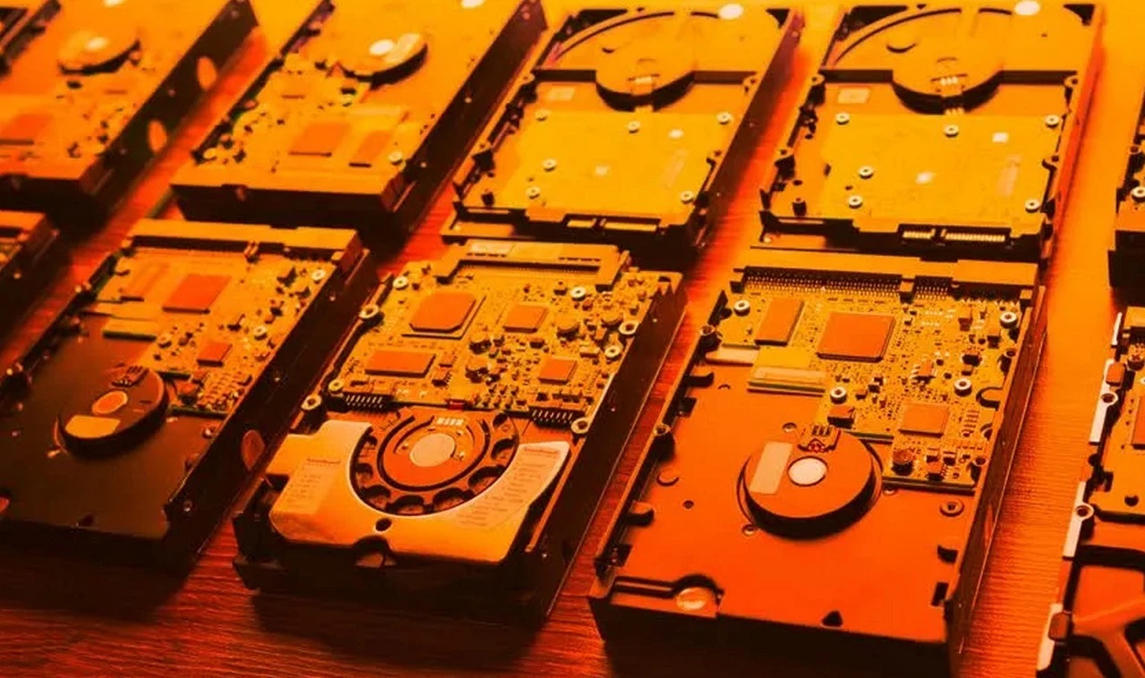 Mạng lưới đào tiền ảo Chia cán mốc 9.600.000 TB, các hãng ổ cứng “bơi trong tiền”