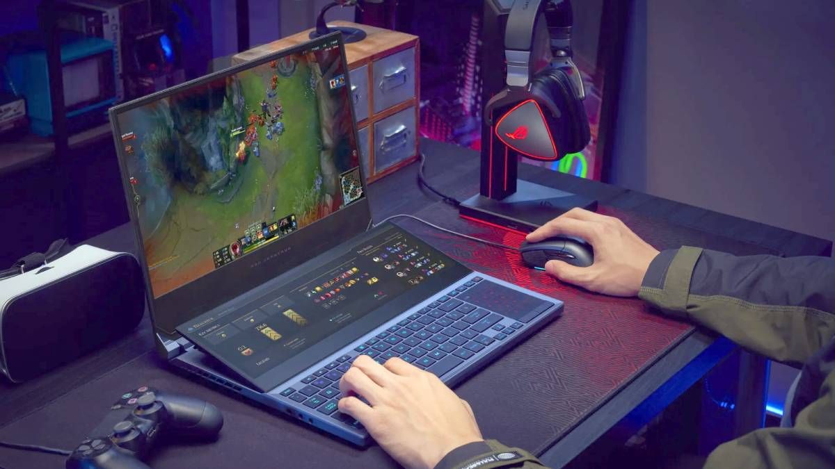 Trải nghiệm của một game thủ từ máy bàn chuyển sang laptop gaming