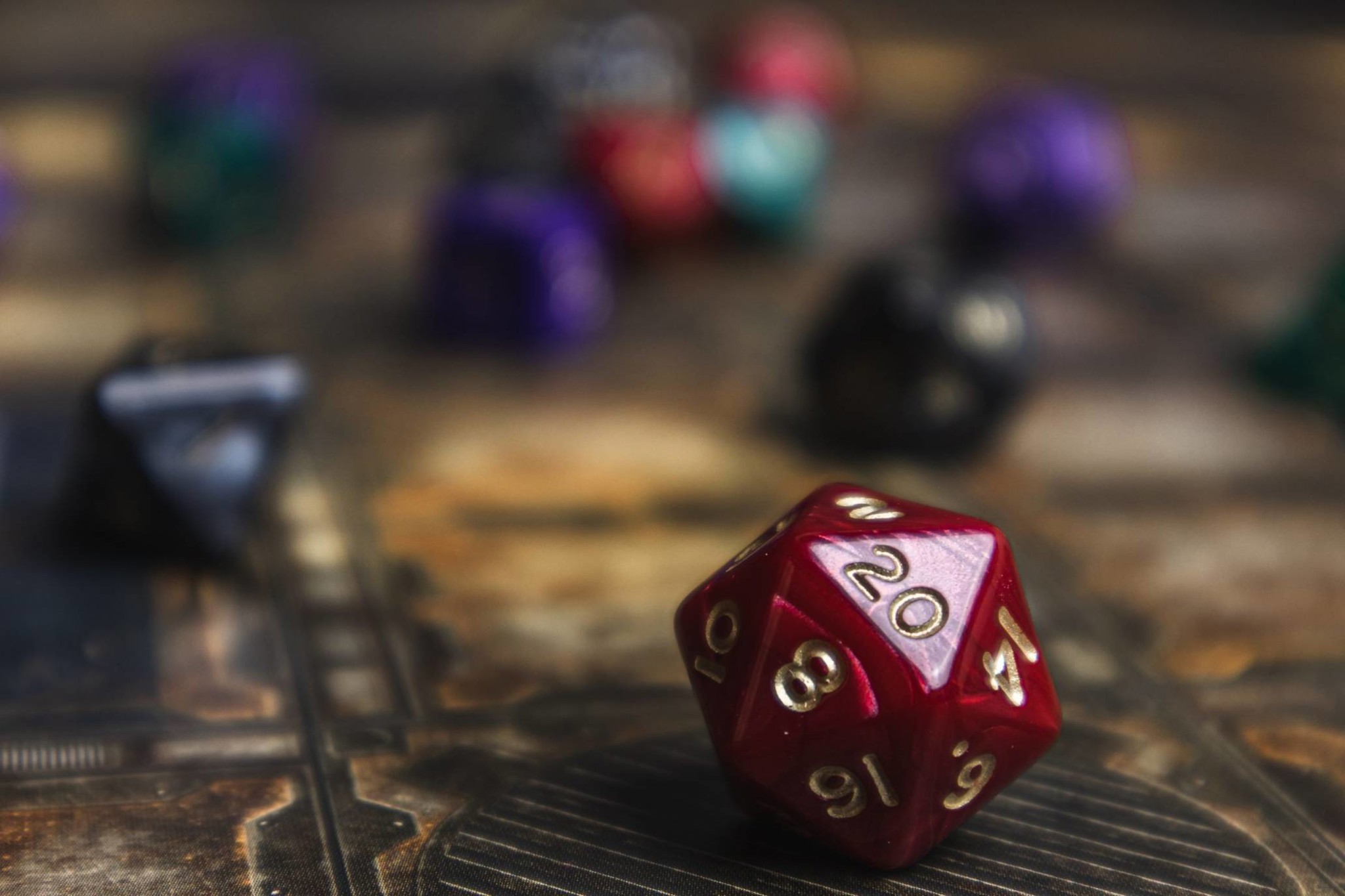 Hãng làm ra boardgame Dungeons & Dragons nổi tiếng phóng xí ngầu 20 mặt vào không gian, và nó lăn ra đúng số 20