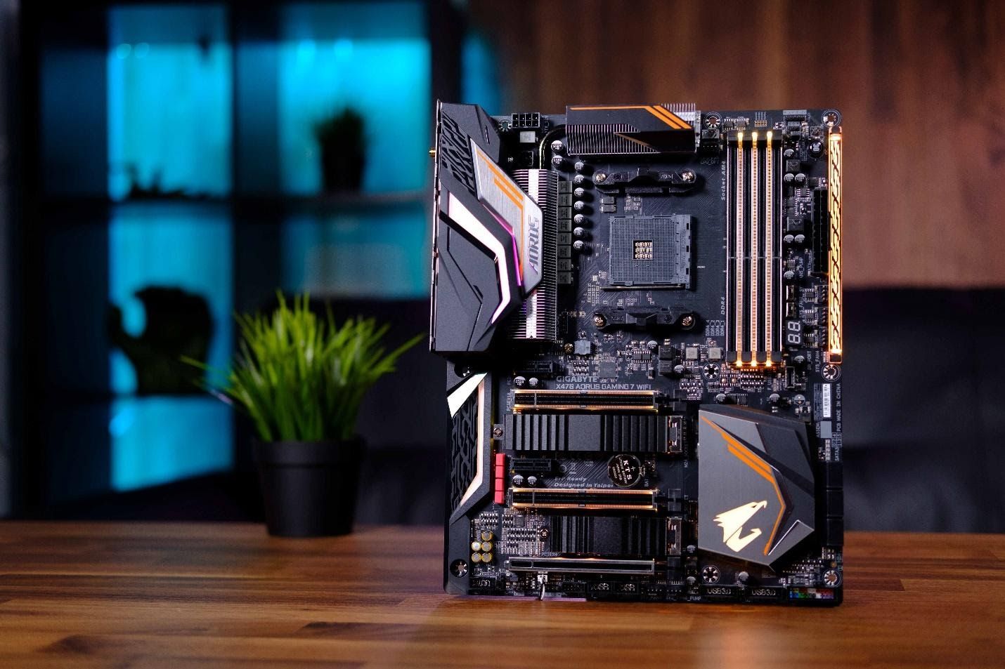 Chiều lòng fan, AMD xác nhận CPU Ryzen kiến trúc Zen 3 sẽ tương thích với bo mạch chủ 400 series