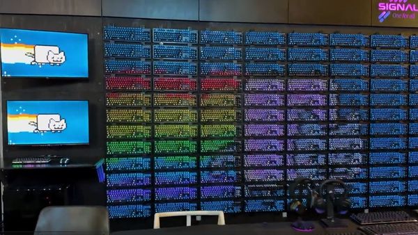 Xuất hiện phần mềm SignalRGB miễn phí cho bạn đồng bộ 96 bàn phím RGB để tạo thành bức tường huyền ảo