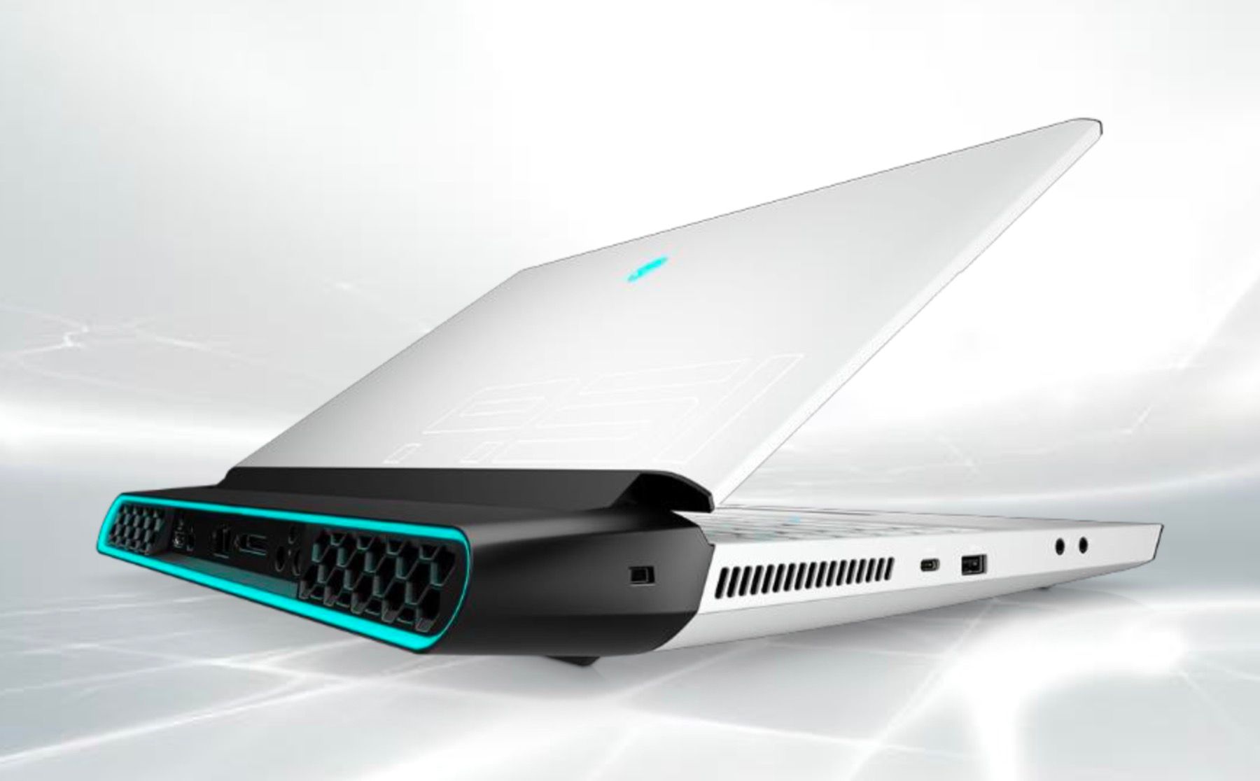 Dù “học phí” khá cao, Alienware vừa giúp game thủ không phải sống với sai lầm khi chọn GPU laptop gaming