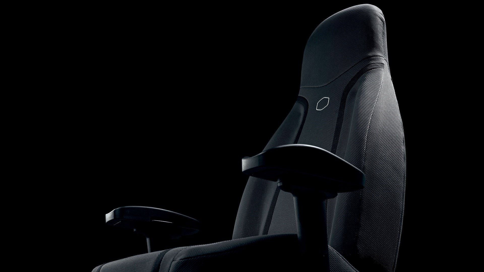 Cooler Master ra mắt “ghế rung” Synk X, nhấn chìm game thủ vào không gian của cảm xúc thăng hoa