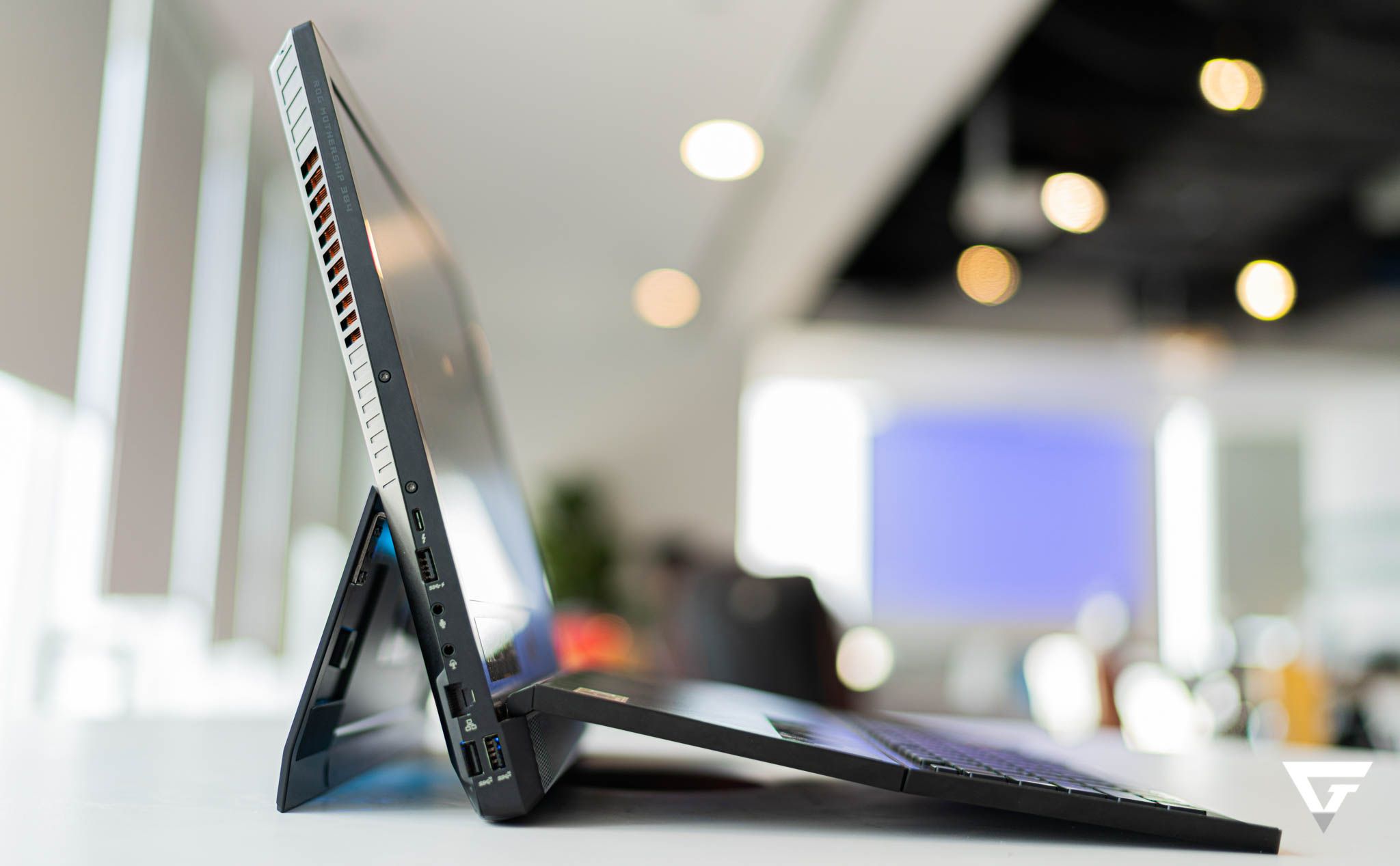 ROG Mothership – Cái giá của sự hoàn hảo là một chiếc laptop gaming mà rất ít người có khả năng sở hữu