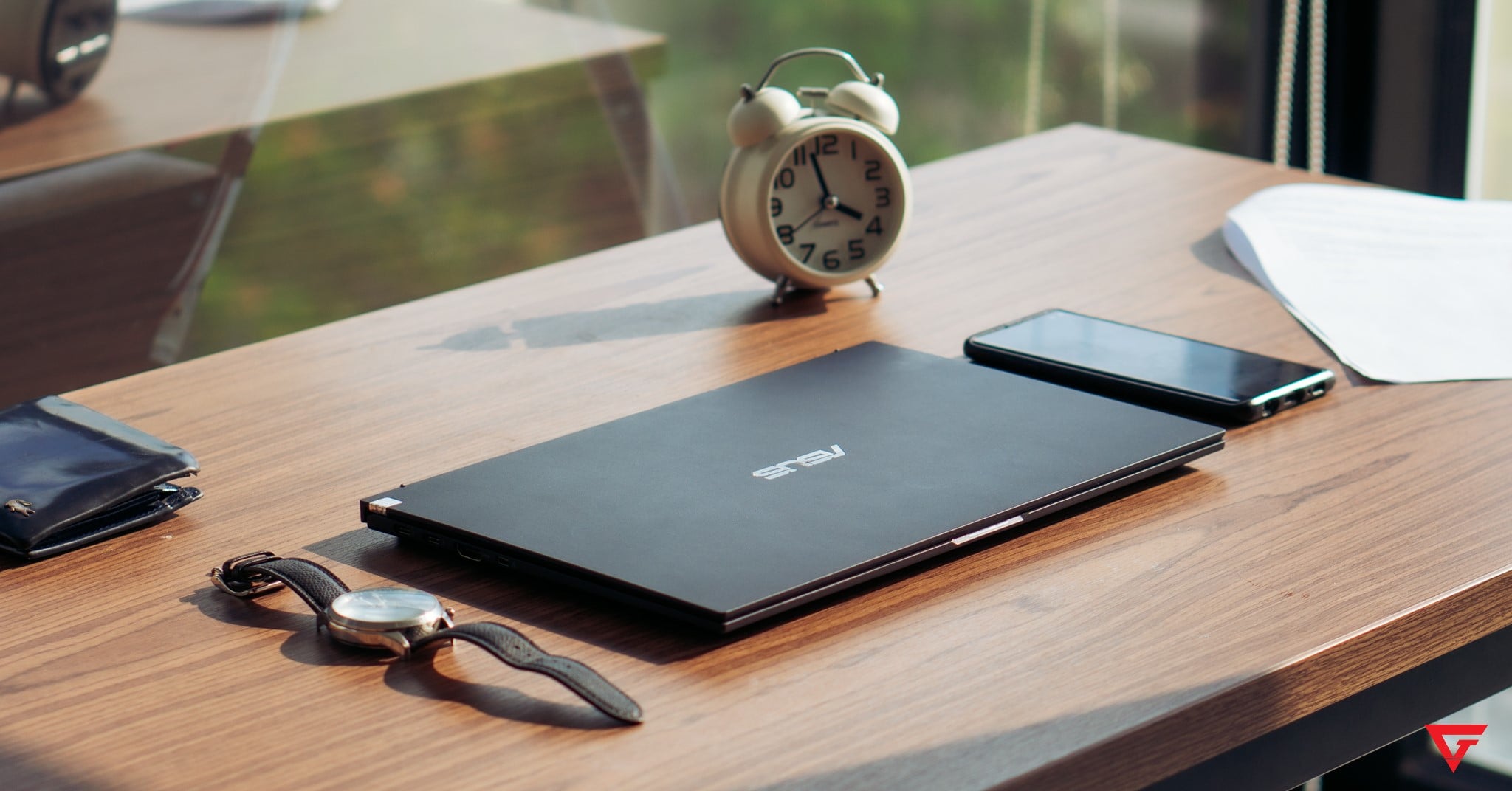 Đôi điều về ASUS ExpertBook B9 và vì sao doanh nhân trả rất nhiều tiền cho những chiếc laptop mỏng nhẹ