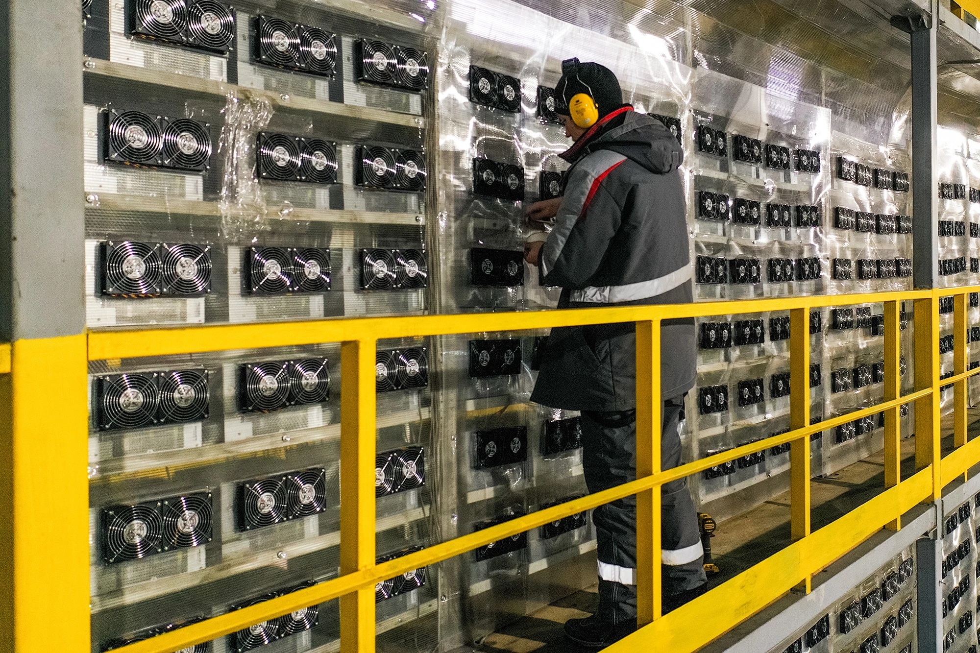 Chơi lớn sắm luôn nhà máy nhiệt điện than, một loạt công ty đào Bitcoin được chính phủ Mỹ “thăm hỏi” đã đóng góp gì cho tổ quốc