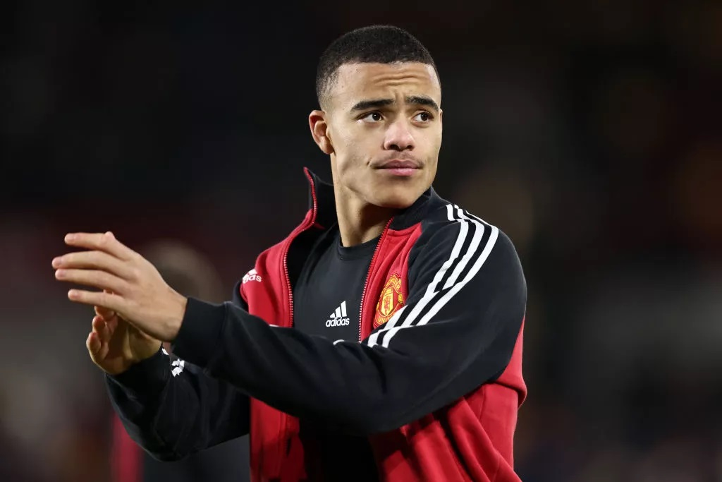 Tiền đạo Mason Greenwood của MU bay màu khỏi eFootball và PES vì phốt bạo hành tình dục