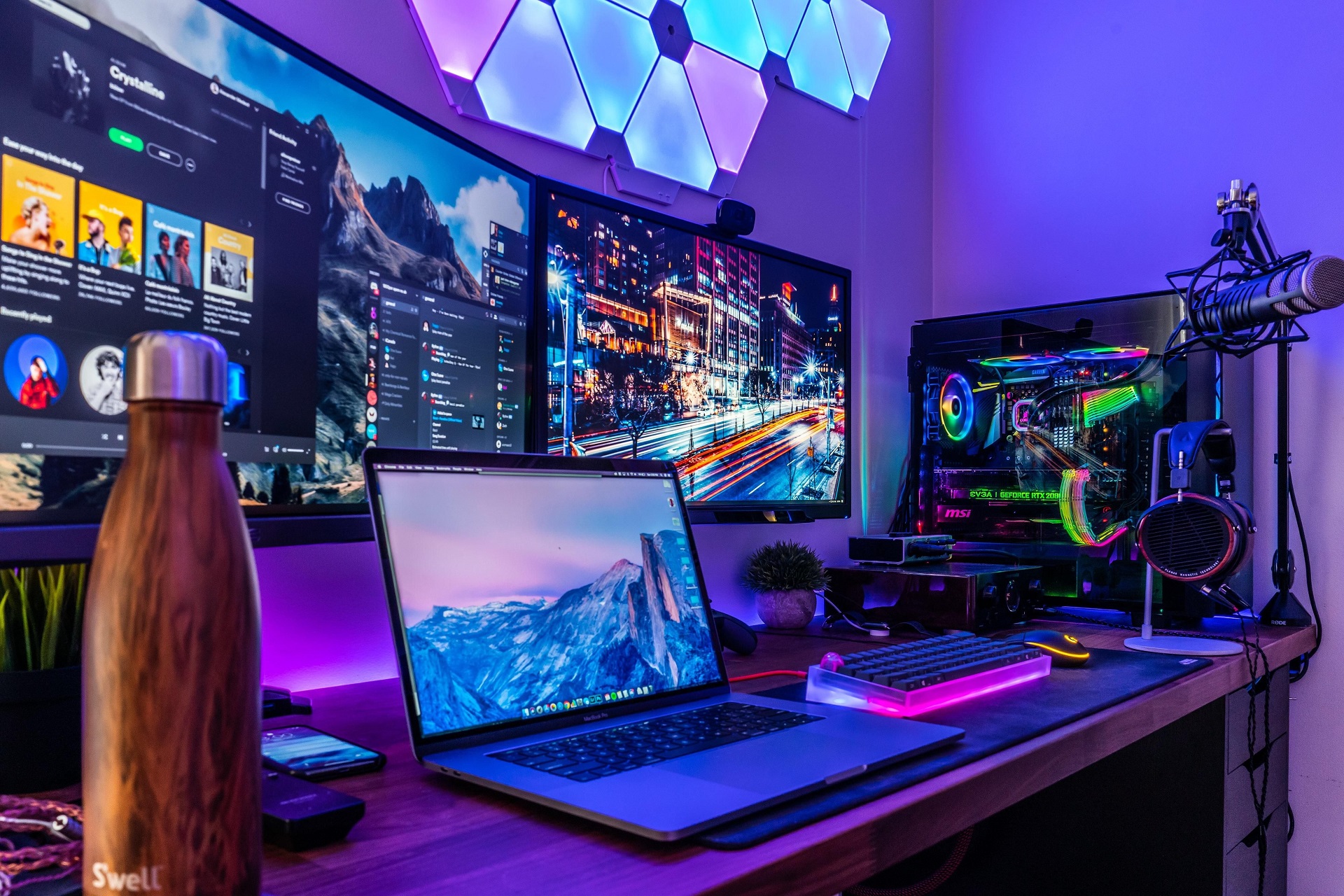 Những món đồ khiến game thủ PC khô máu để mua chỉ đơn giản là vì... nó đẹp!!!