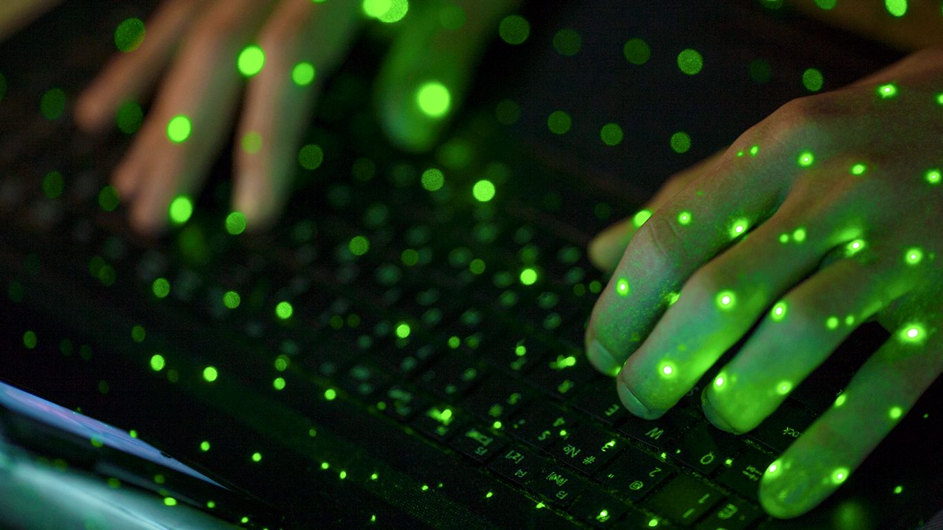 Xoá lịch sử trình duyệt chỉ che mắt được người thân, internet vẫn lưu lại tất cả hoạt động của bạn