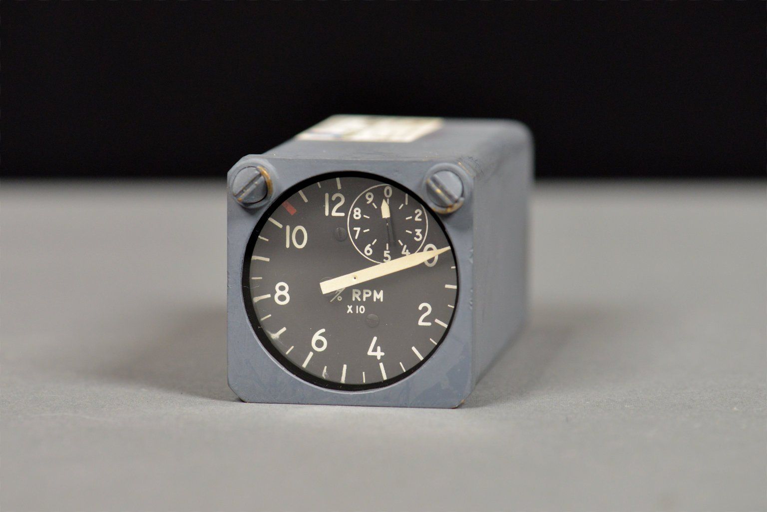 Khéo tay hay mò, modder biến đồng hồ đo tốc độ máy bay thành đồng hồ đo hiệu năng CPU