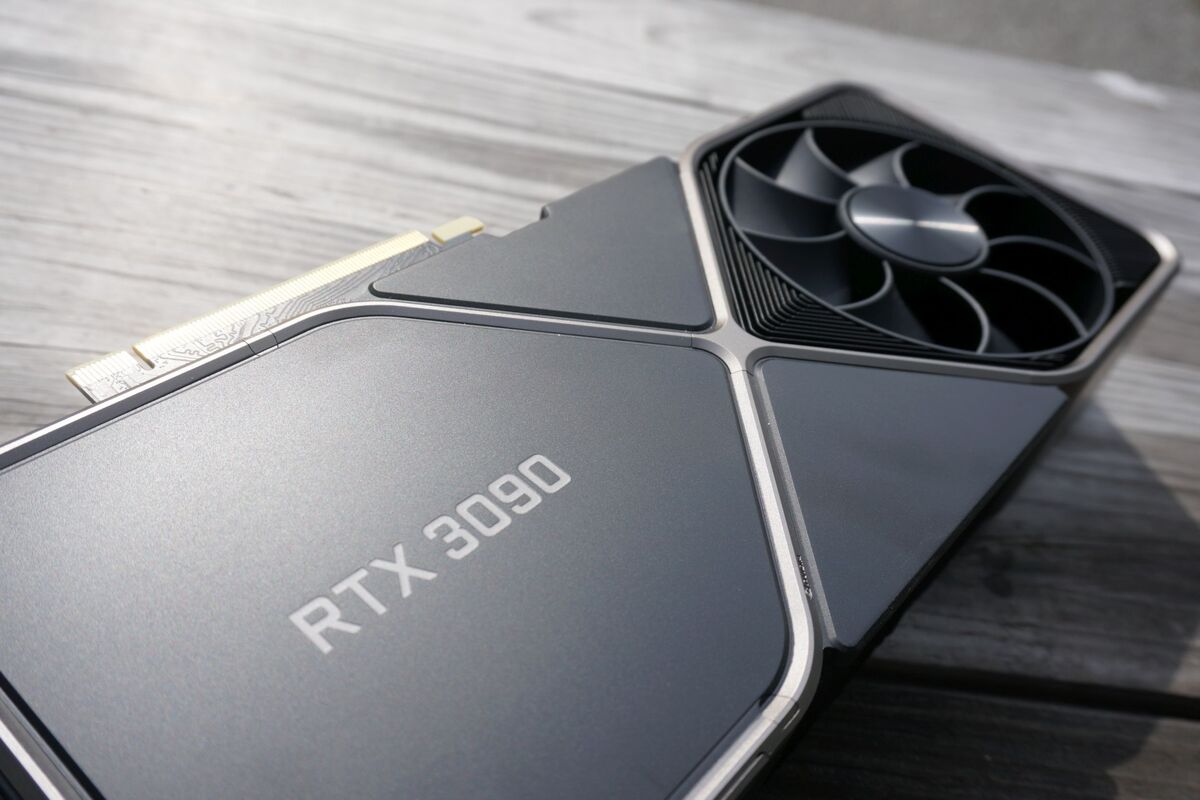 NVIDIA cáo lỗi vì RTX 3090 khan hàng trong ngày ra mắt, khuyến khích phần lớn game thủ không nên mua
