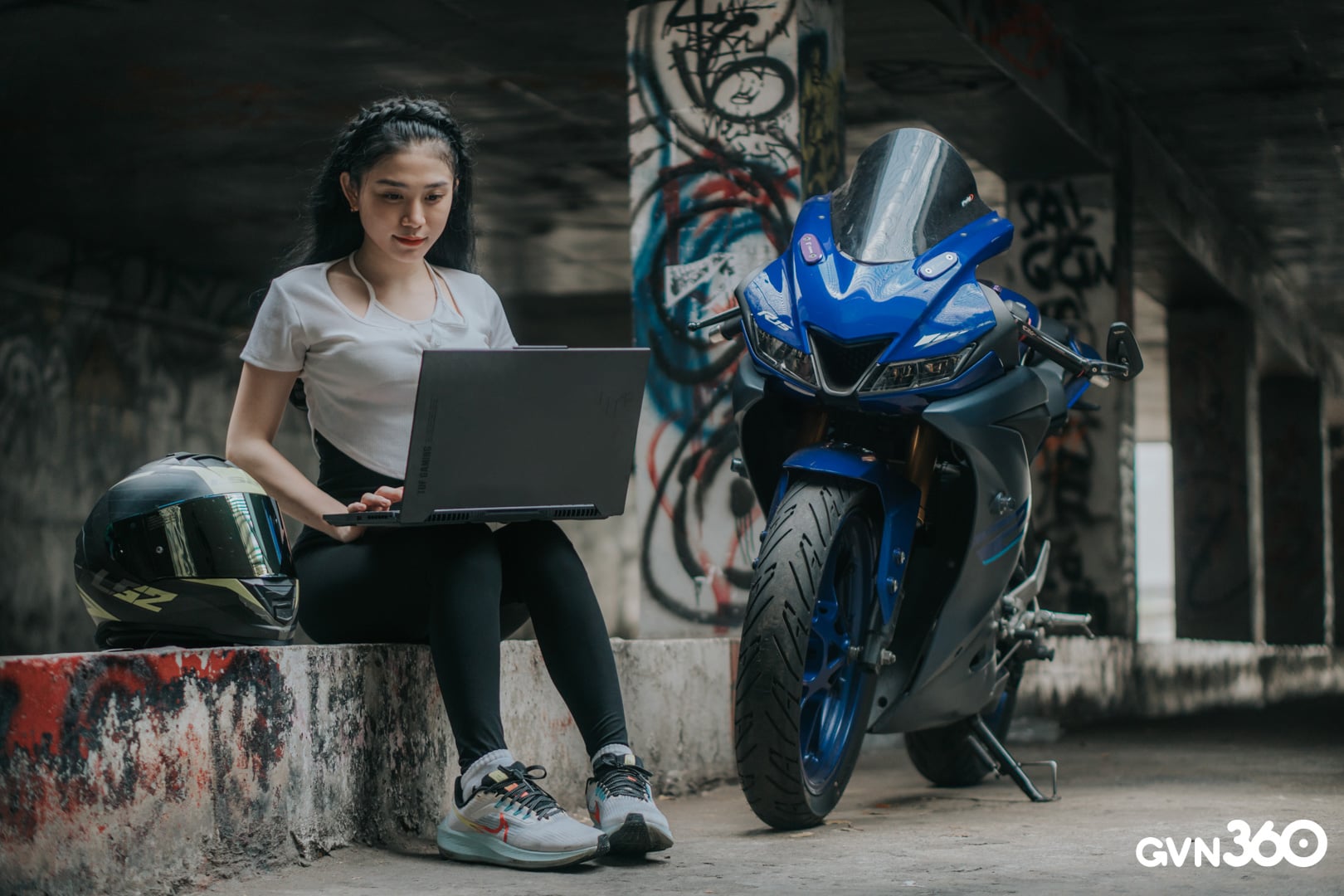 Mời bạn chiêm ngưỡng bộ ảnh “ASUS TUF Gaming A15 2023: Mãnh thú trong vòng tay mỹ nhân”