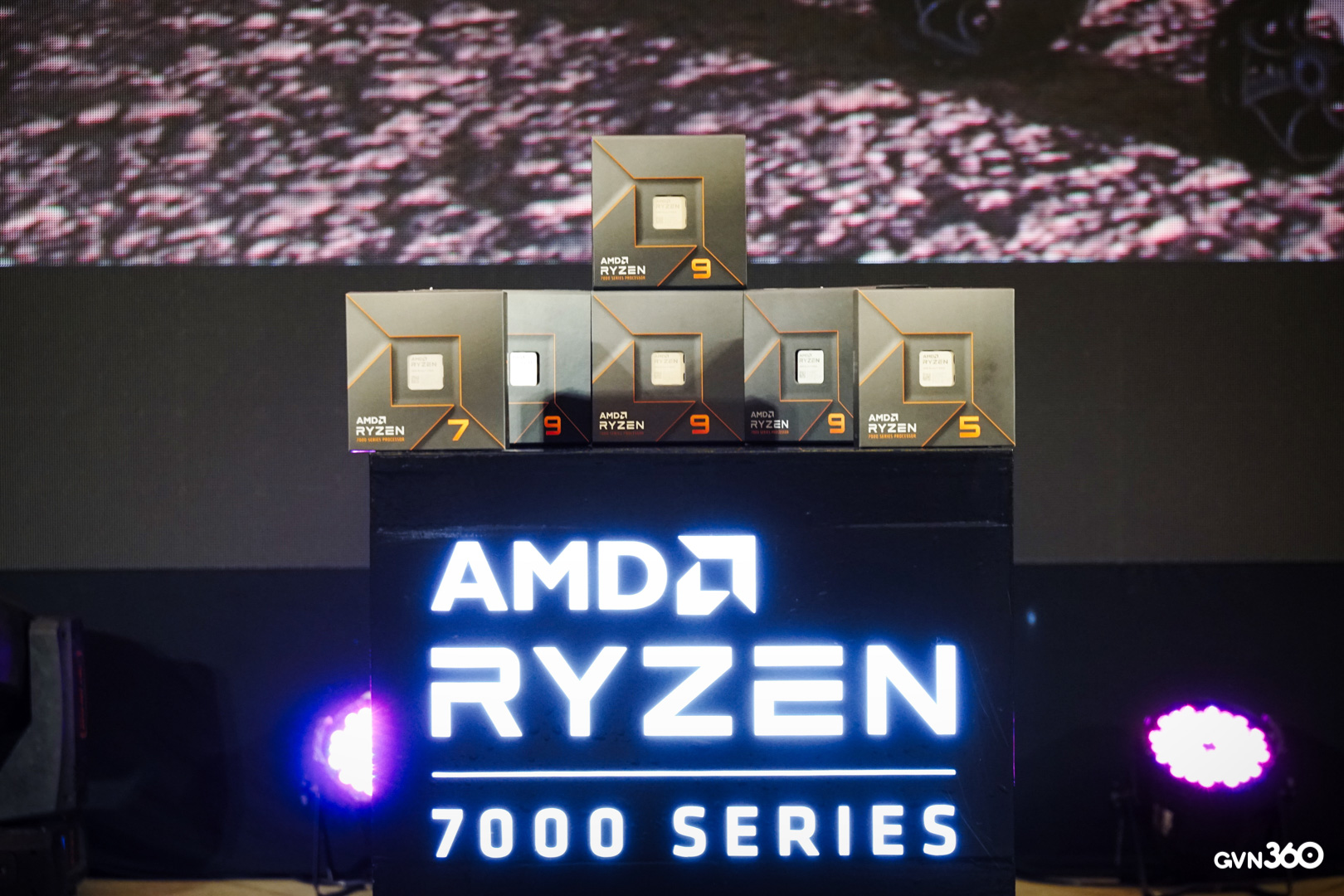 AMD Việt Nam trình làng CPU Ryzen 7000 series đầu tiên trên thế giới ...