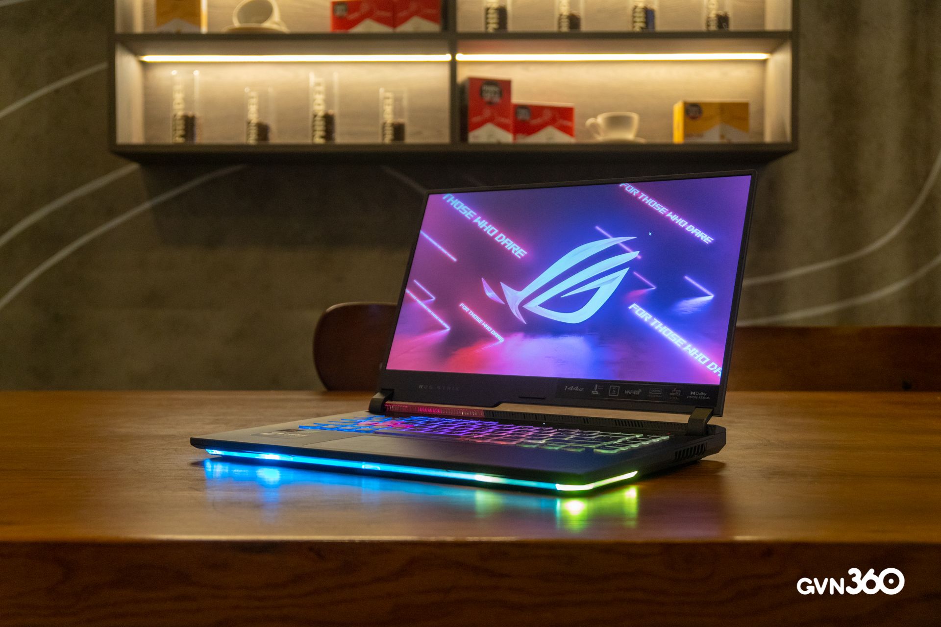 Laptop gaming mạnh thì hay đấy, nhưng còn đẹp như con ROG Strix Electro Punk nữa thì càng đỉnh hơn